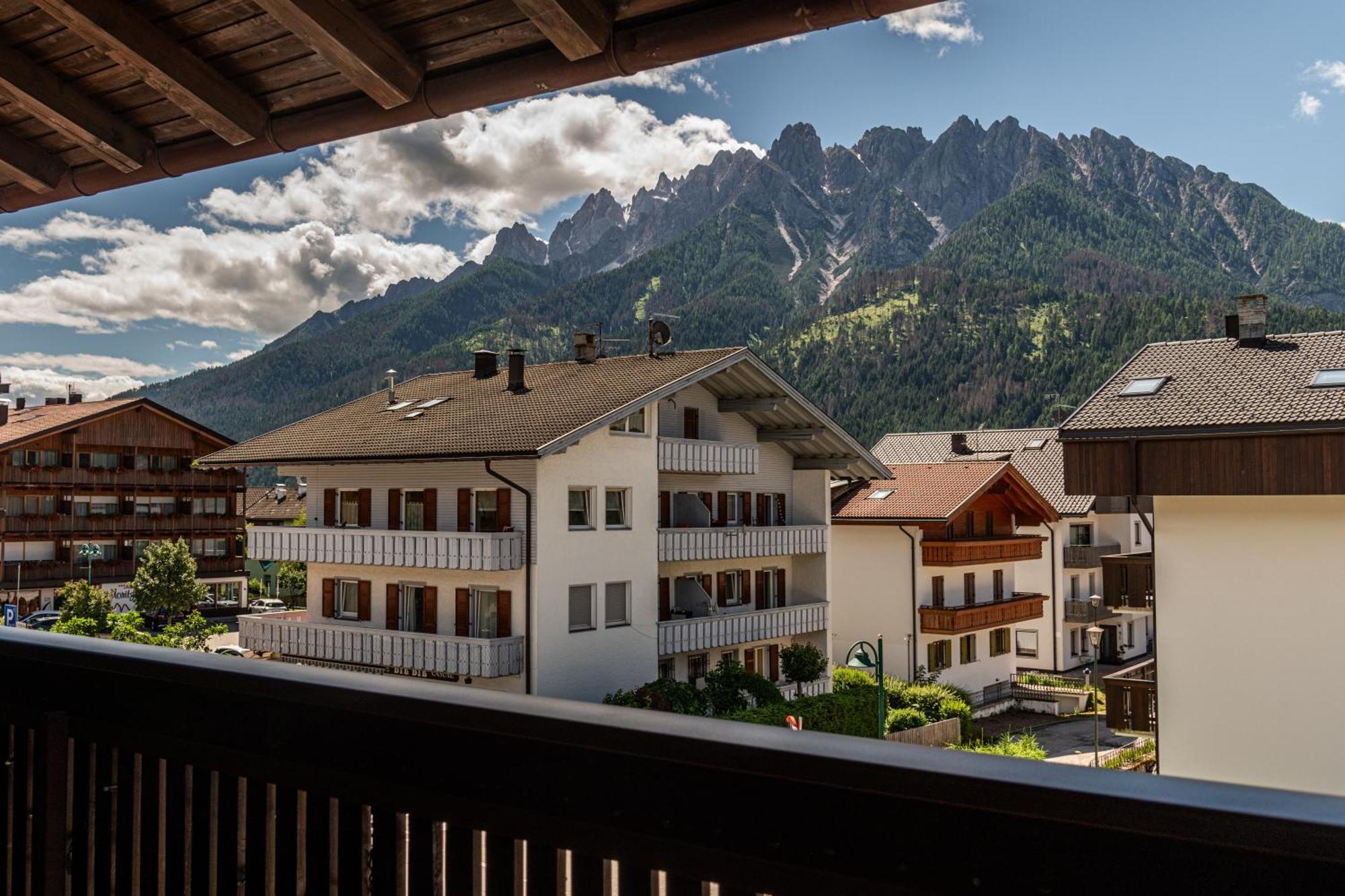 Alma Mountain Residence 多比亚科 外观 照片