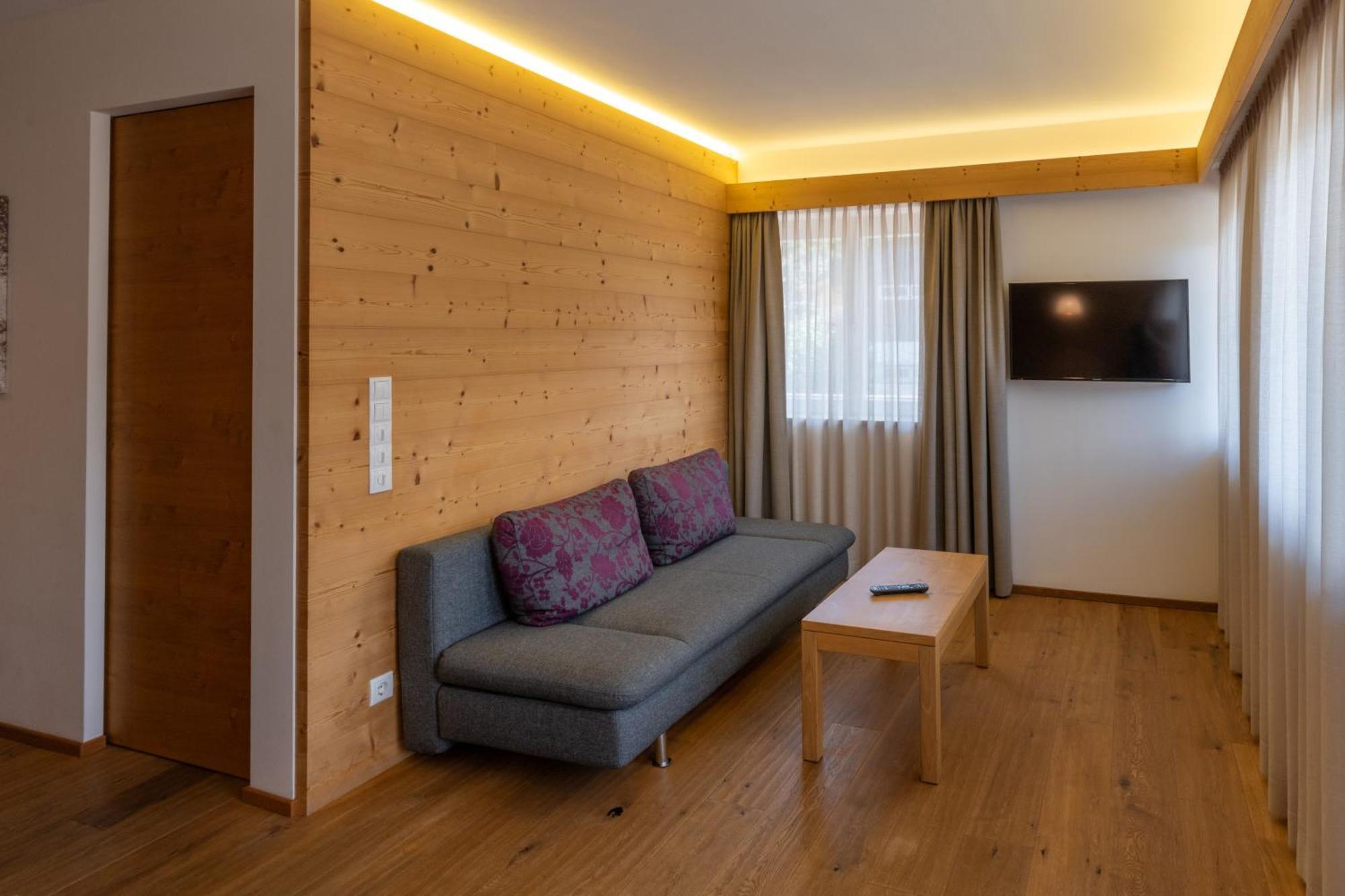 Alma Mountain Residence 多比亚科 外观 照片